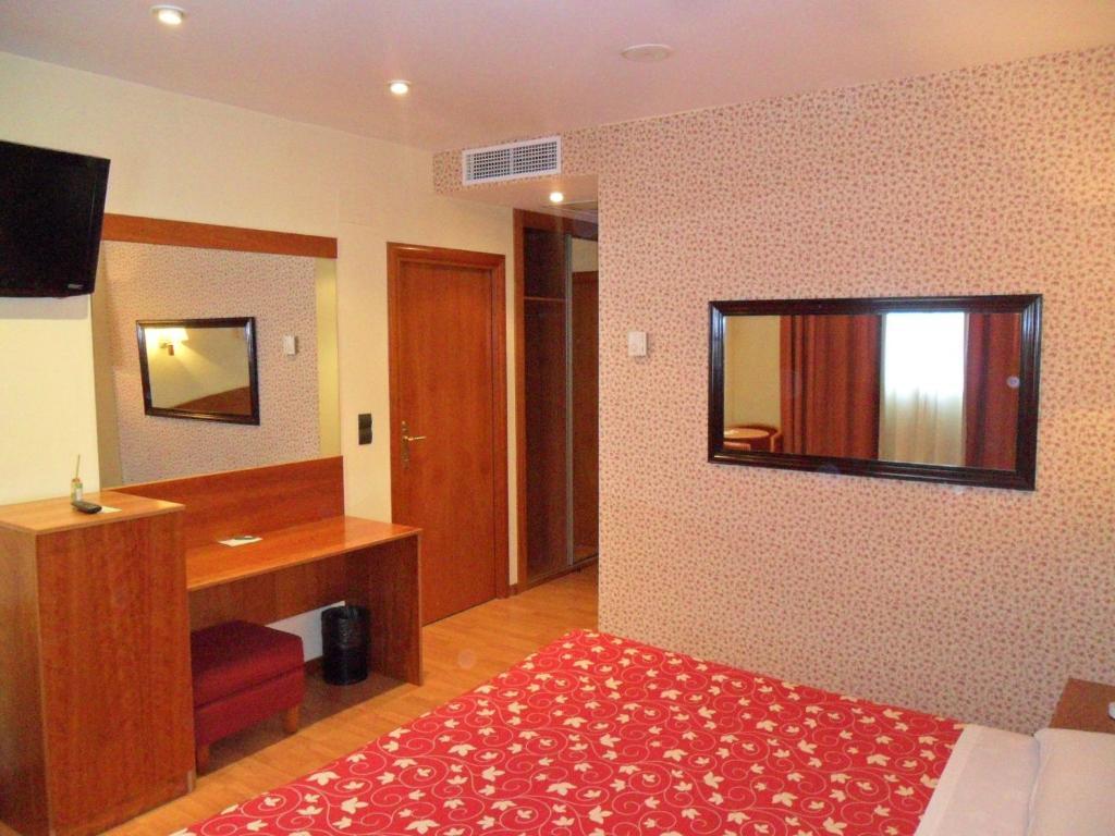 Motel Emporio Cabezon de Pisuerga Exterior photo